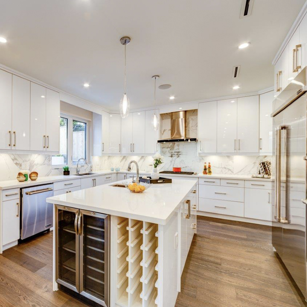 Artistic-Kitchens-Custom-Cabinets-Golden-Dream-Homes-Kitchen-image-39-Square